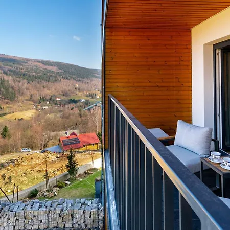 Wonder Home - Apartament Z Widokiem Na Panorame Gor Izerskich Świeradów-Zdrój Exterior foto