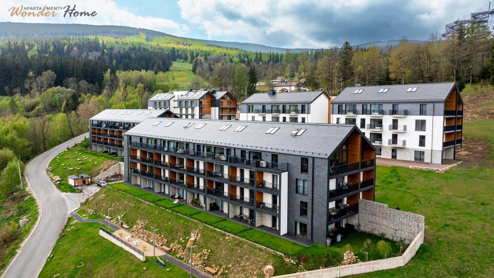Wonder - Z Widokiem Na Panorame Gor Izerskich Świeradów-Zdrój
